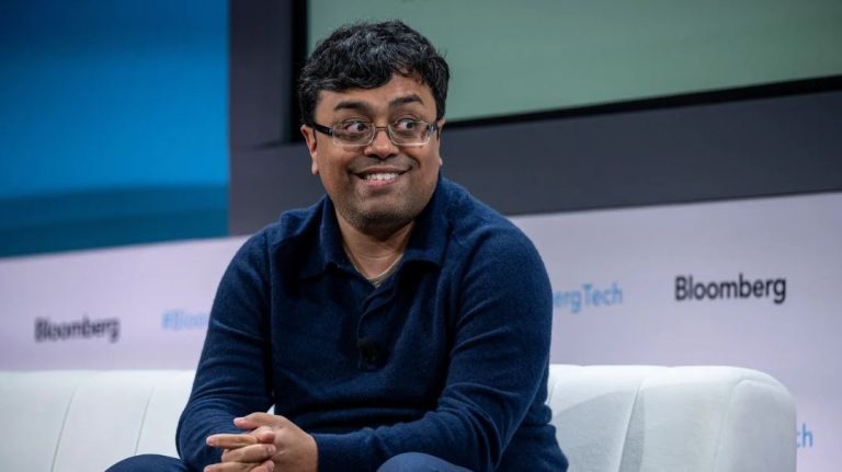 Stability AI CEO Resigns, Advocates for Decentralized AI Governance